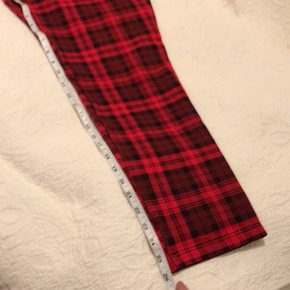 Time and Tru size 16 skinny ankle pant. Red/burgundy/black plaid. - Picture 5 of 5